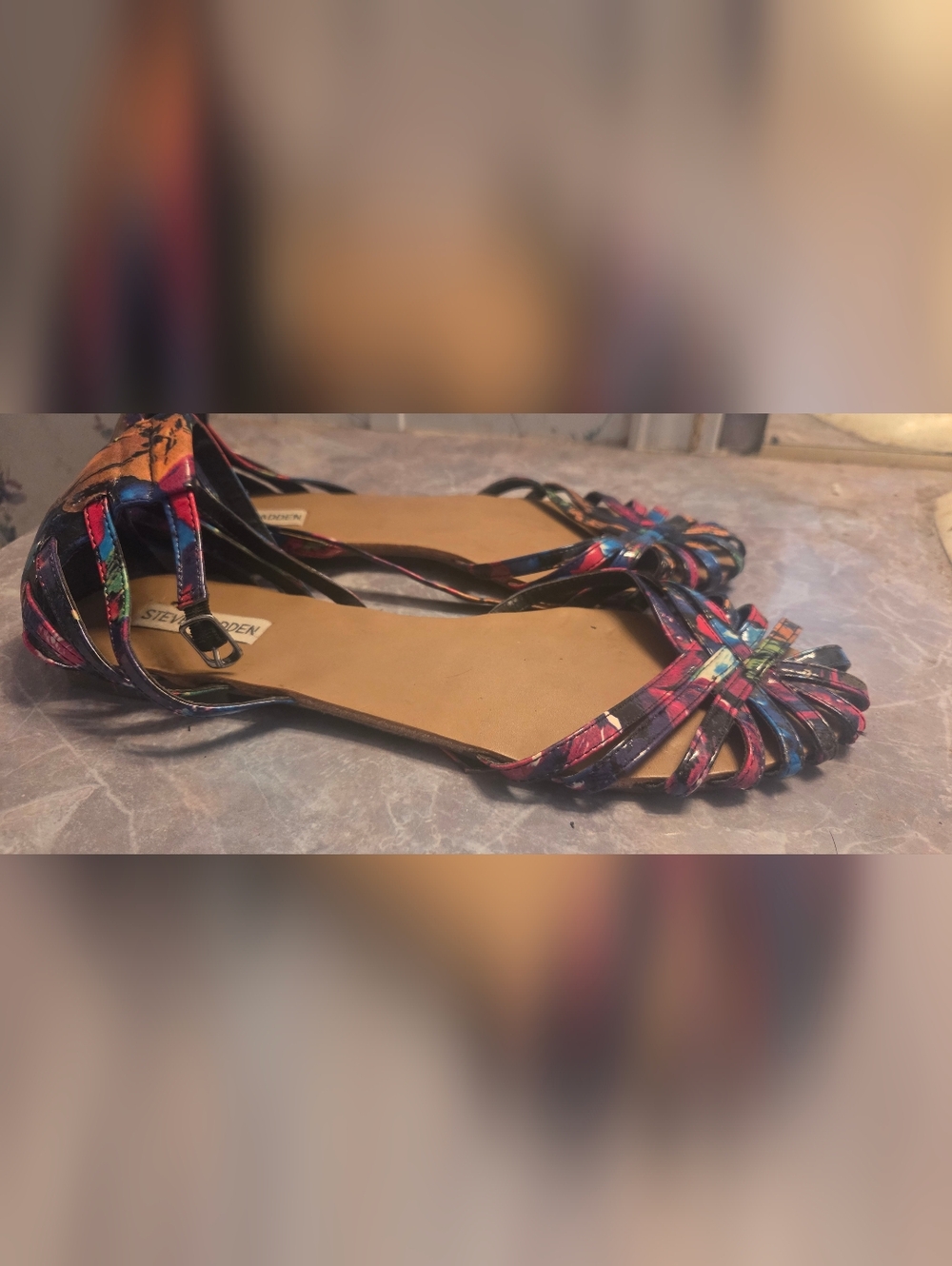 Steve Madden Women's Multicolor Strappy Flat Sandals - Picture 5 of 6